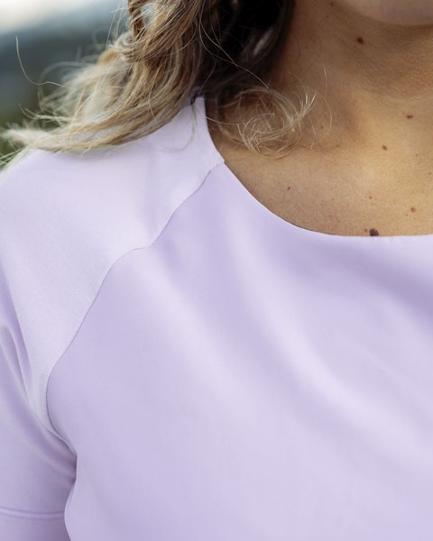 Lamunt MARIA TERESA MAGLIETTA BOXY A MANICHE CORTE 2025