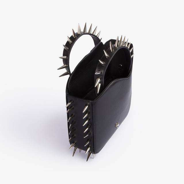 Le Silla Small bag pelle nera con borchie argento Nuova