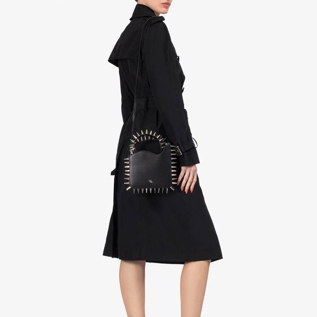 Le Silla Small bag pelle nera con borchie argento Nuova