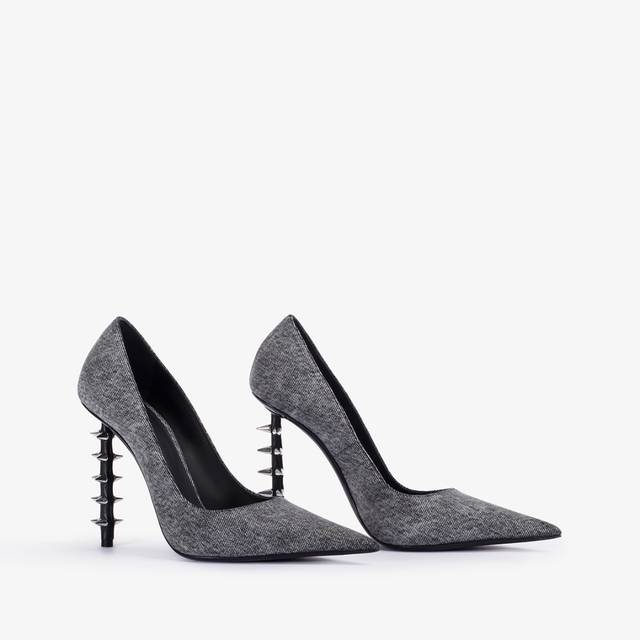 Le Silla Décolleté denim nera con borchie Outlet