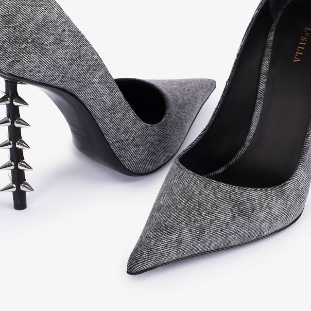 Le Silla Décolleté denim nera con borchie Outlet