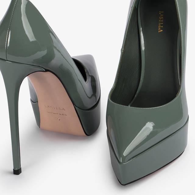 Le Silla Décolleté con plateau vernice verde polvere Grande vendita