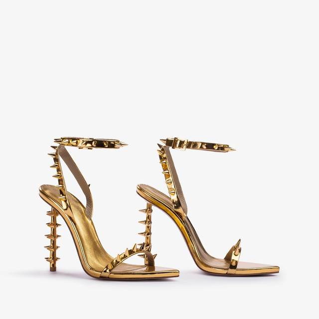 Le Silla Sandalo metallizzato oro pepita con borchie Offerta esclusiva