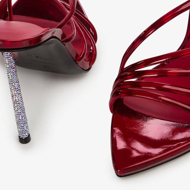 Le Silla Sandalo iridescente rosso rebel ACQUISTA ORA