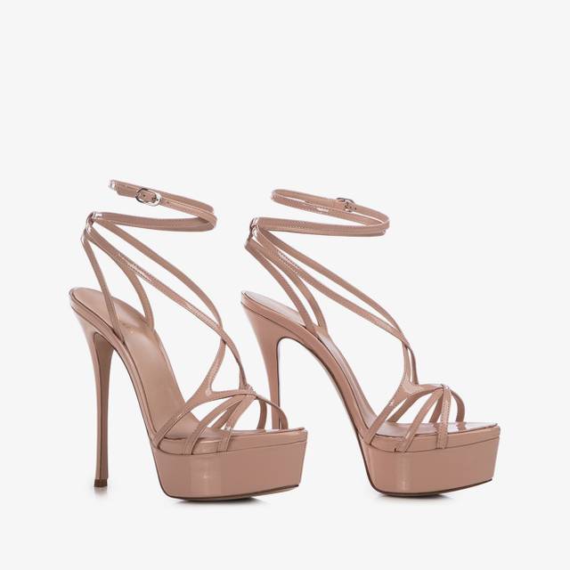 Le Silla Sandalo con plateau vernice nude skin Economico