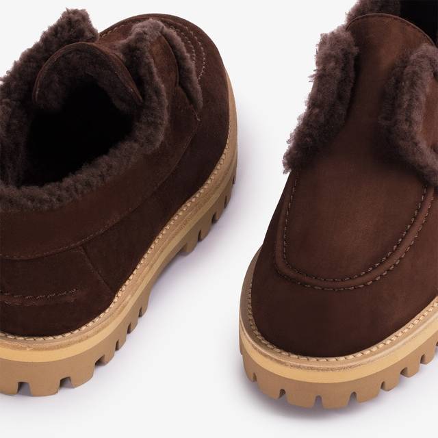 Le Silla Mocassino camoscio marrone ebano con fodera montone Offerte giornaliere