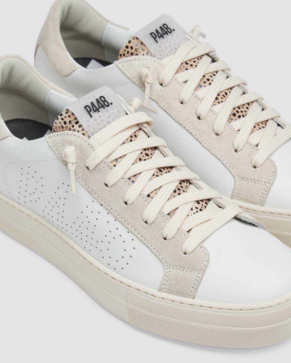 P448 Thea Trek Offerta