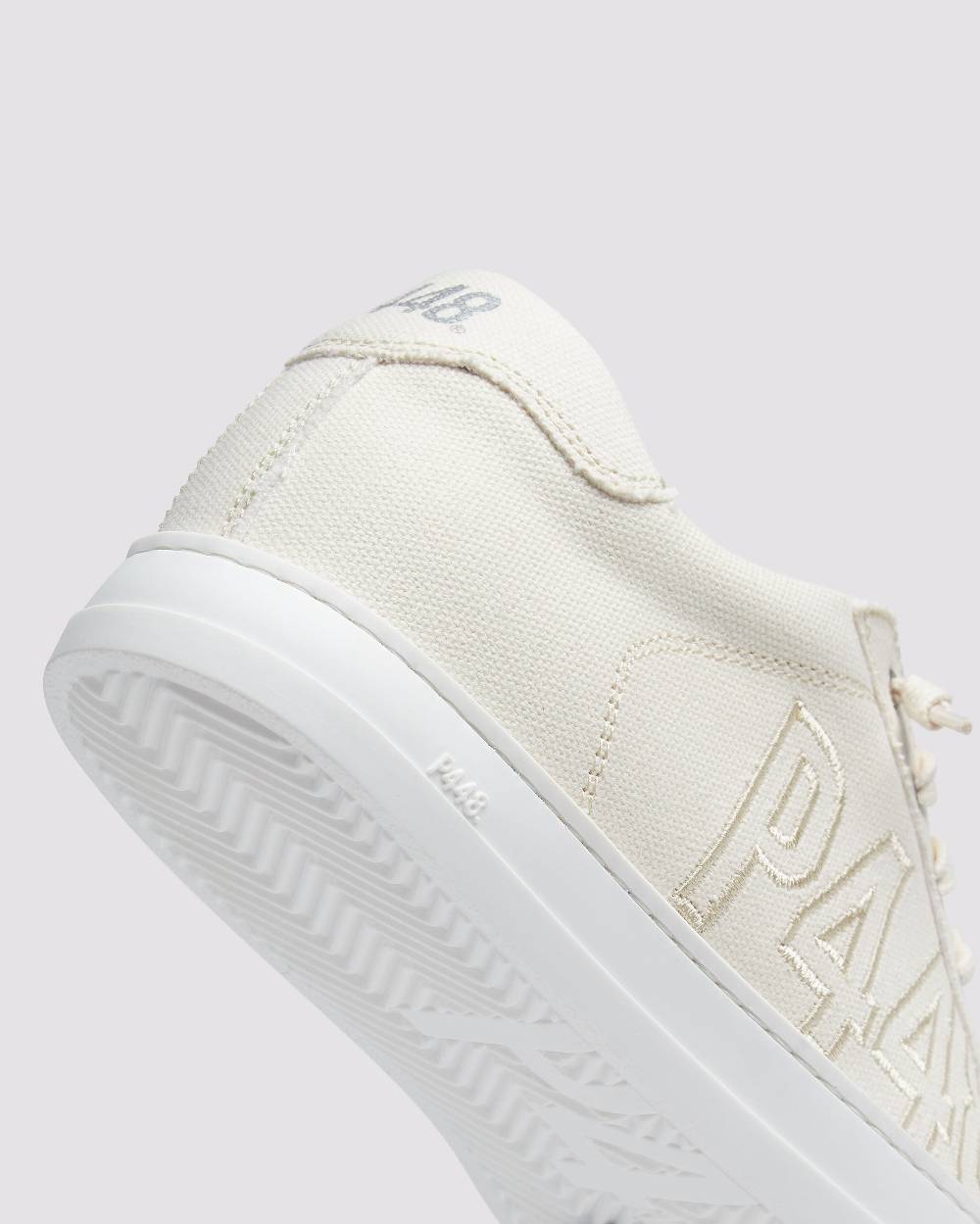P448 John Cream Canvas Economico