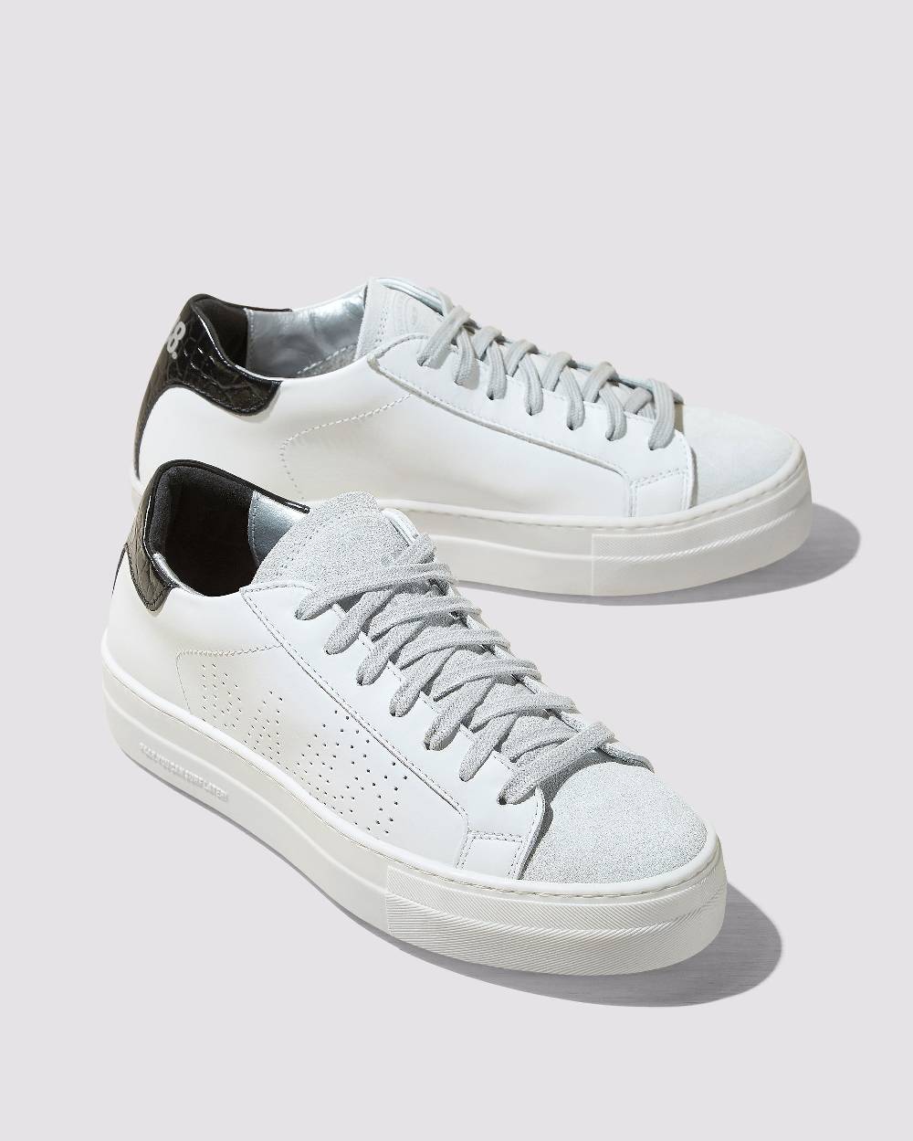 P448 Thea White/Black Offerte