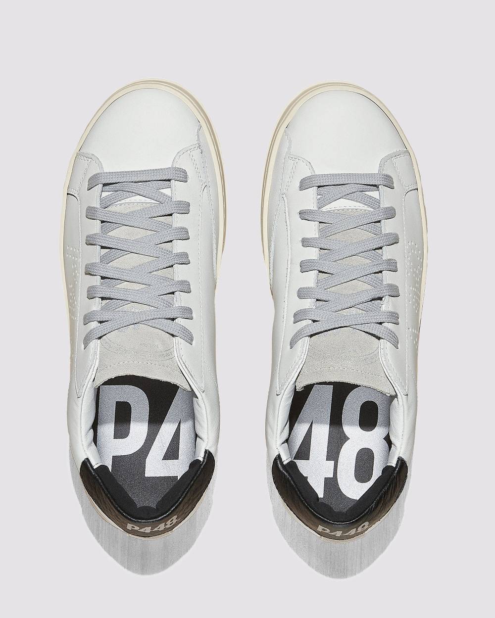 P448 John White/Black Promozione