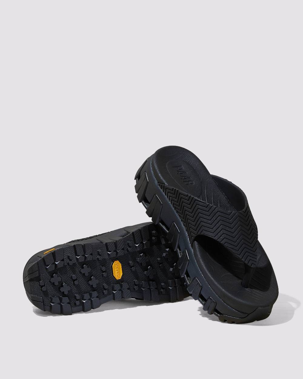 P448 Bondi Tux/Black Offerte stagionali