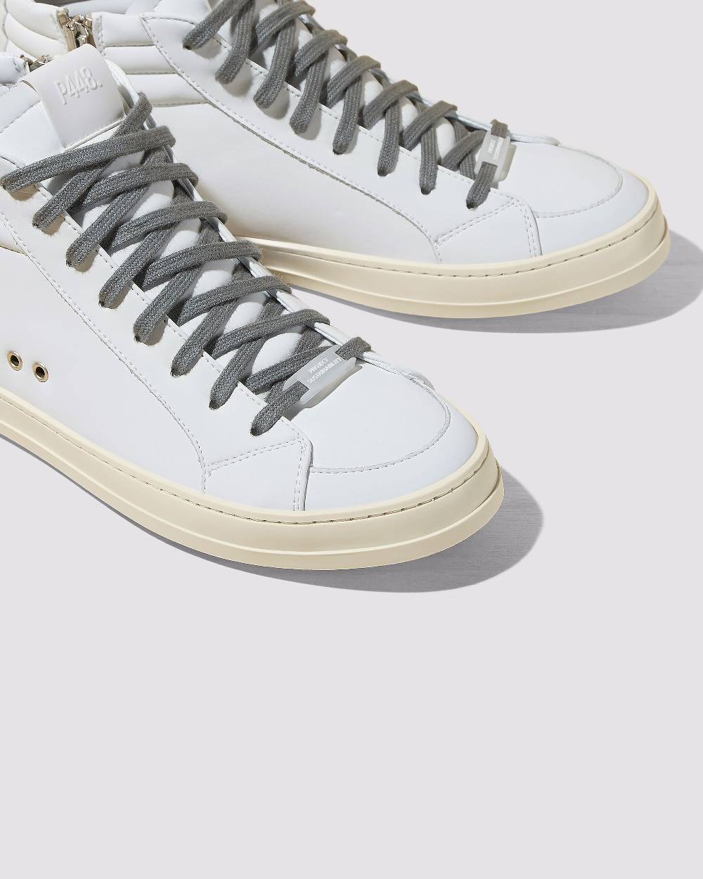 P448 Skate Recycled White Sconto