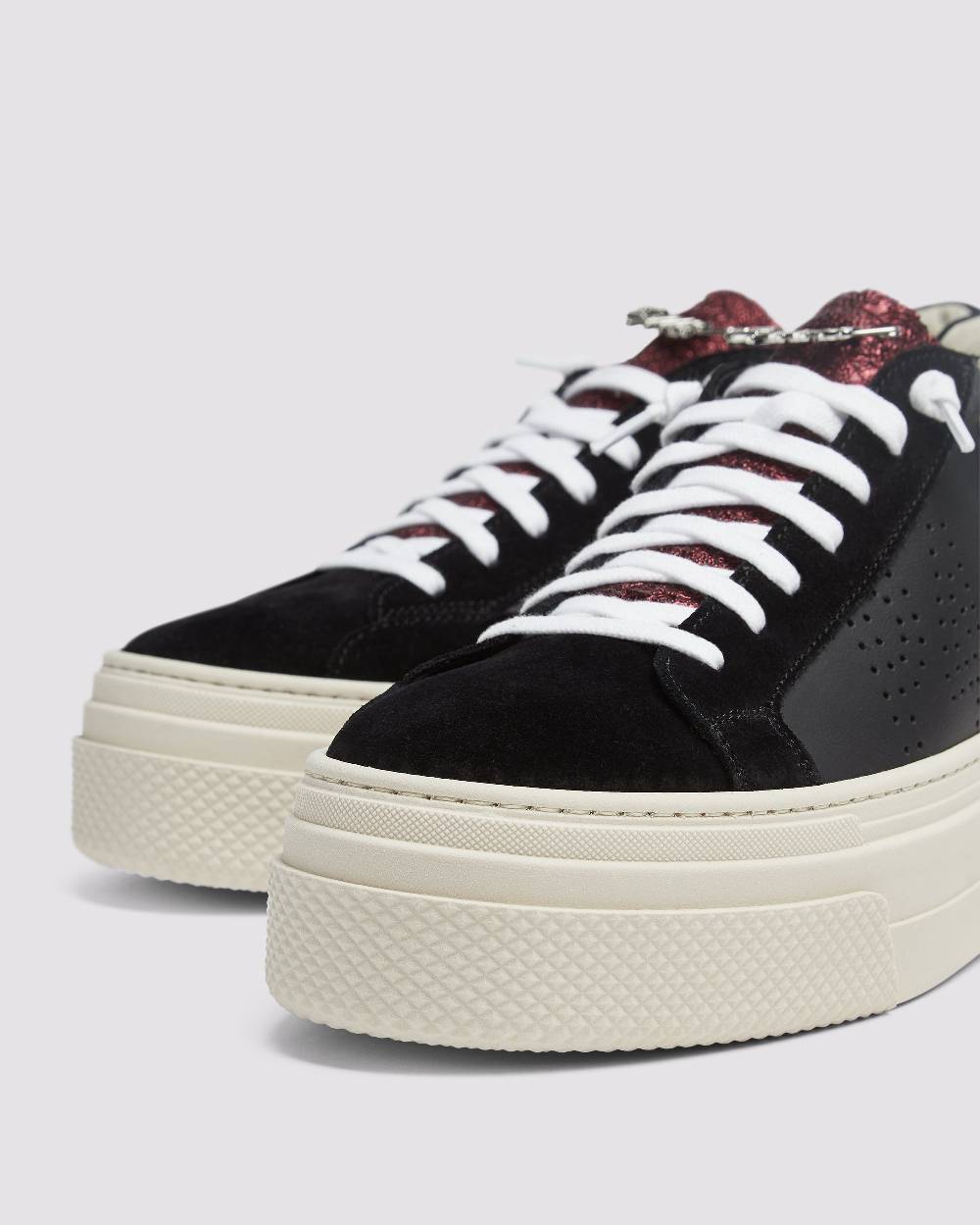 P448 Thea Platform Black/Stud Offerta speciale della fabbrica