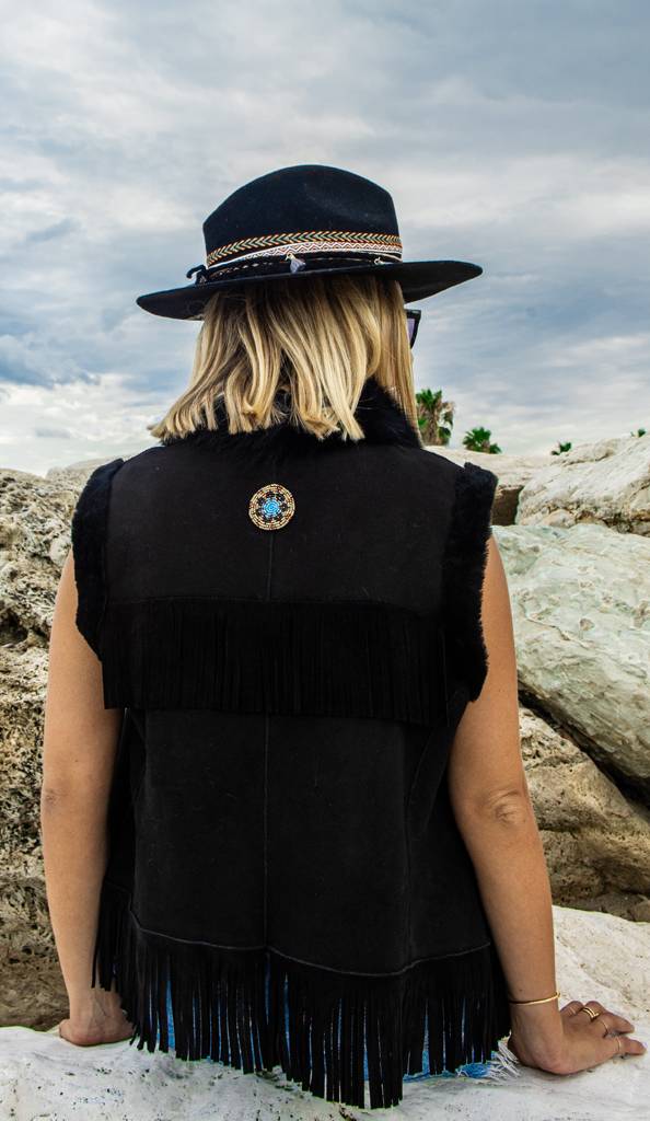 Passion Blanche GILET NERO MONTONE + FRANGIA Saldi
