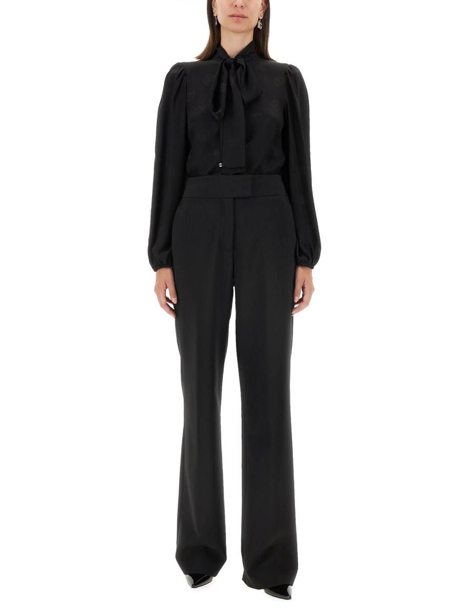 DOLCE & GABBANA CAMICIA IN CHARMEUSE STAMPA LOGO In vendita