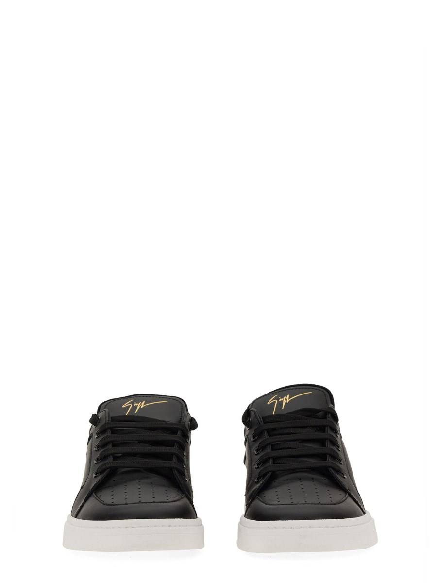 GIUSEPPE ZANOTTI SNEAKER IN PELLE CON LOGO Enormi sconti