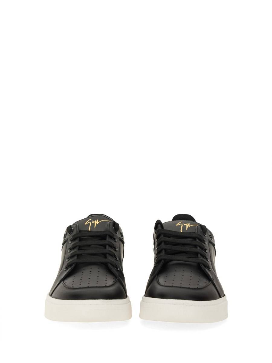 GIUSEPPE ZANOTTI SNEAKER IN PELLE CON LOGO Enormi sconti