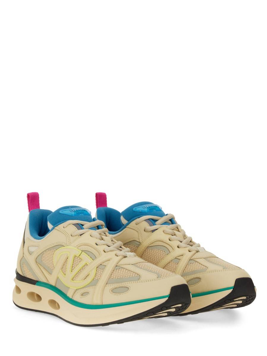 VALENTINO GARAVANI SNEAKER LOW TOP VLOGO EASYJOG IN PELLE E TESSUTO Offerta Pasqua