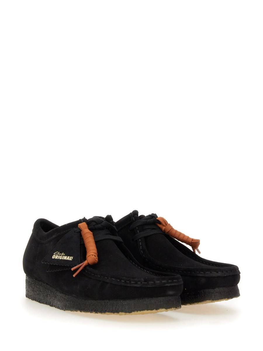 CLARKS SCARPA WALLABEE IN SUEDE In vendita