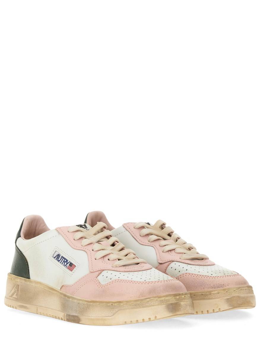 AUTRY SNEAKER SUPER VINTAGE IN PELLE CON LOGO Sconto