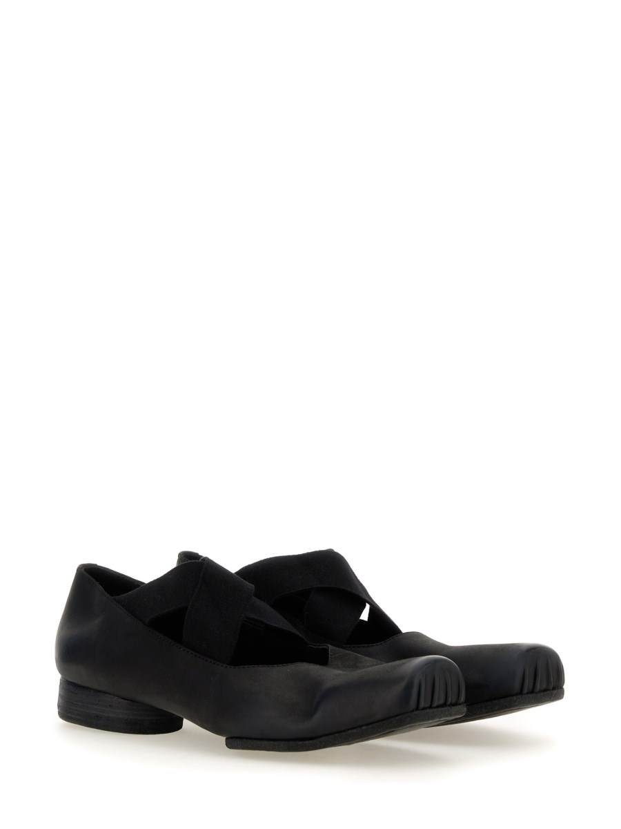 UMA WANG BALLERINA IN PELLE CON FASCE ELASTICHE In Saldo