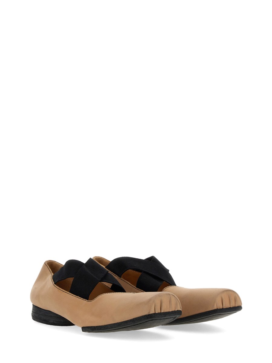 UMA WANG BALLERINA IN PELLE CON FASCE ELASTICHE Spedizione gratuita