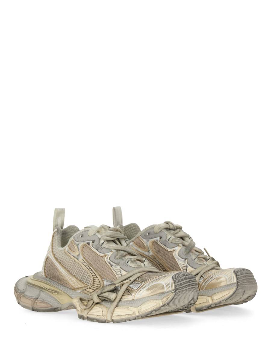 BALENCIAGA SNEAKER 3XL Comprane uno, ottenene uno gratis