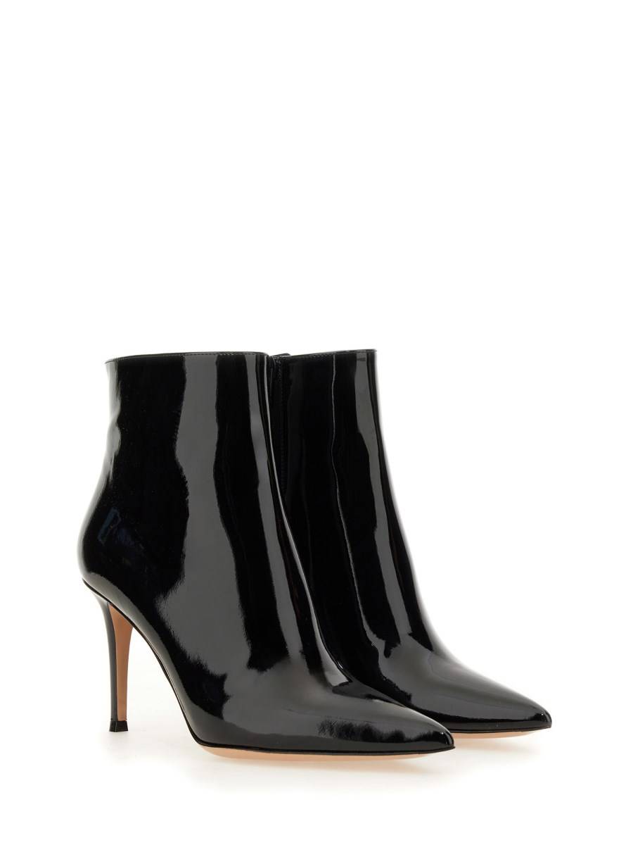 GIANVITO ROSSI STIVALETTO IN VERNICE In Vendita