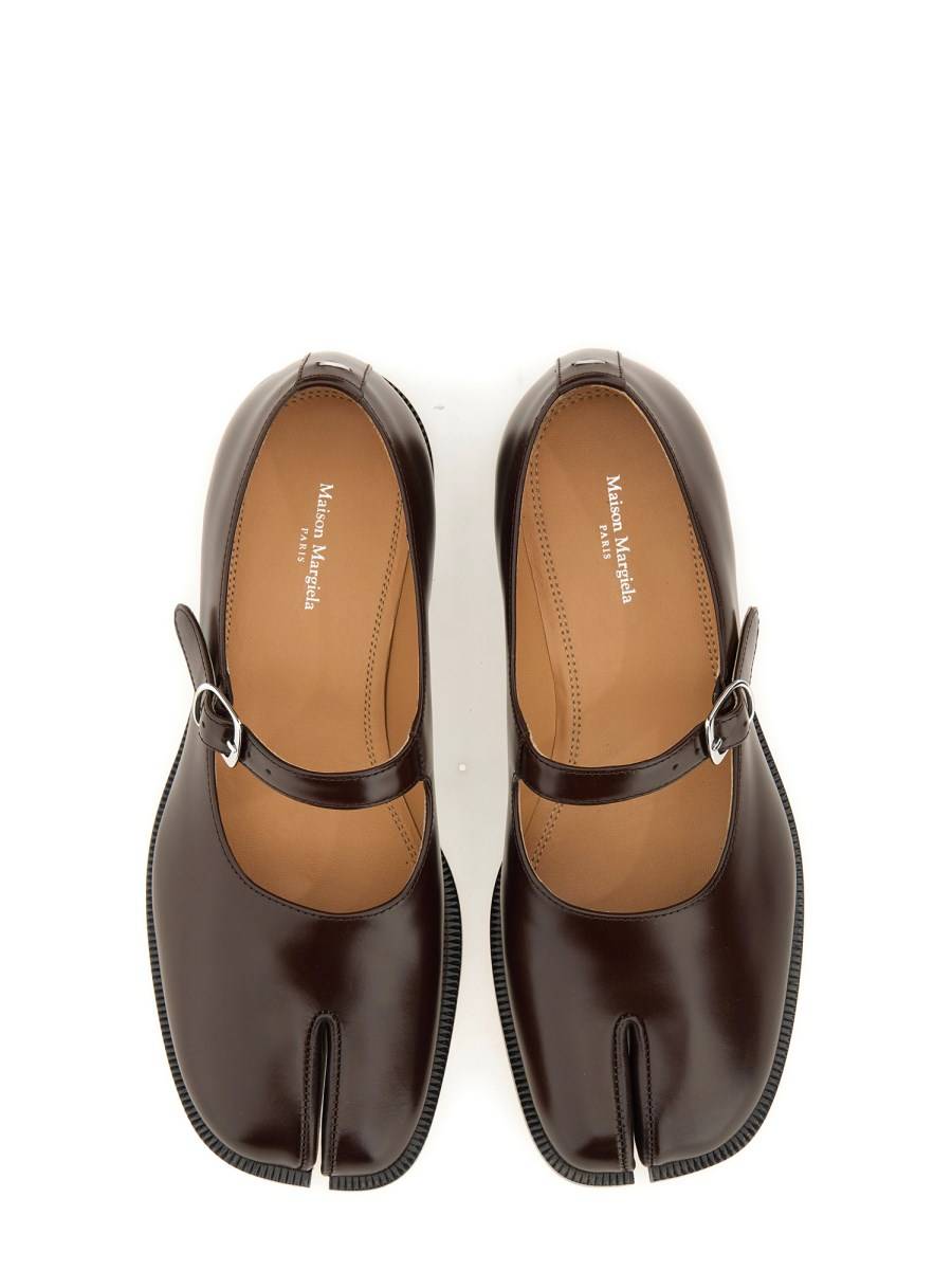 MAISON MARGIELA MARY JANE TABI IN PELLE SPAZZOLATA Offerta Anniversario