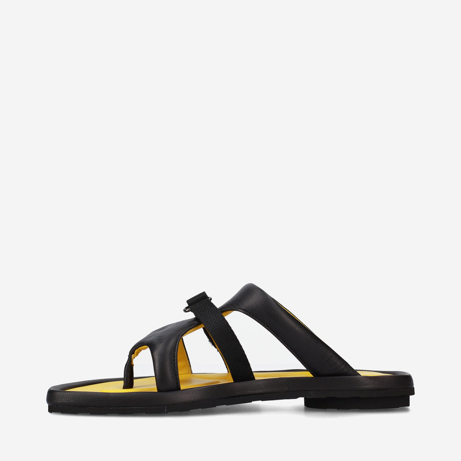 Premiata Sandali infradito M6653A in nappa Fino al 50% di sconto
