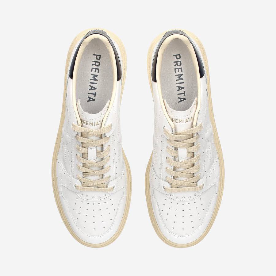 Premiata QUINN 6562 Black Friday Prezzi
