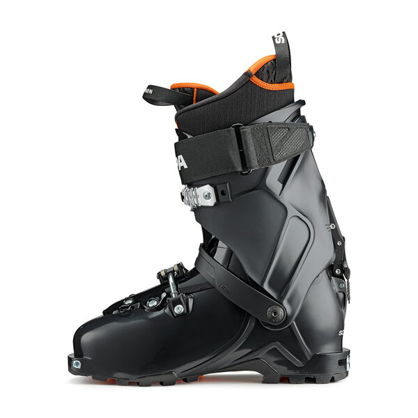 Scarpa MAESTRALE RE-MADE Save renew re-made Negozio