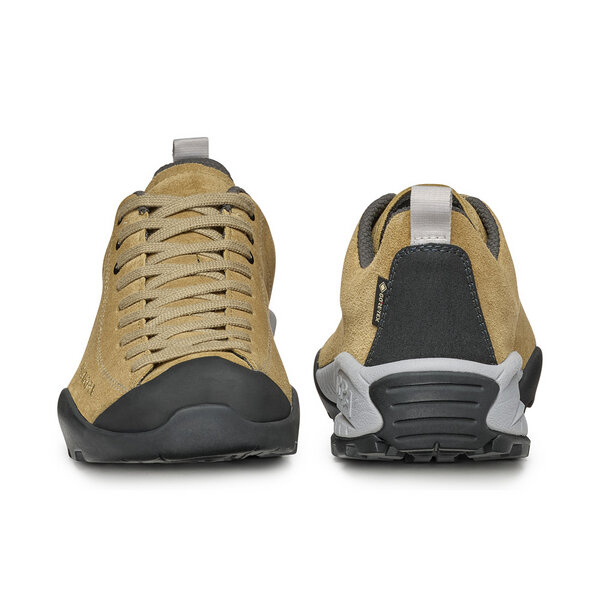 Scarpa MOJITO GTX The urban sneaker ideal for rainy days Offerta natalizia