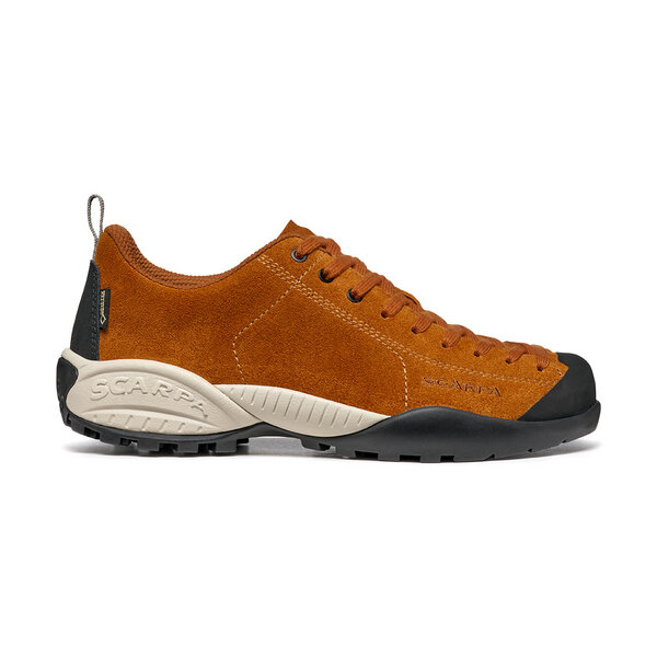Scarpa MOJITO GTX The urban sneaker ideal for rainy days Offerta per la Festa della Mamma