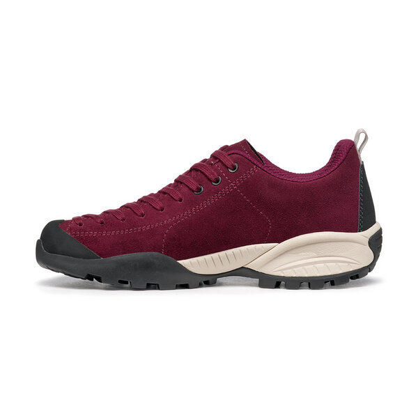 Scarpa MOJITO GTX The urban sneaker ideal for rainy days Offerta San Valentino