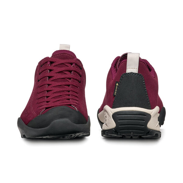 Scarpa MOJITO GTX The urban sneaker ideal for rainy days Offerta San Valentino