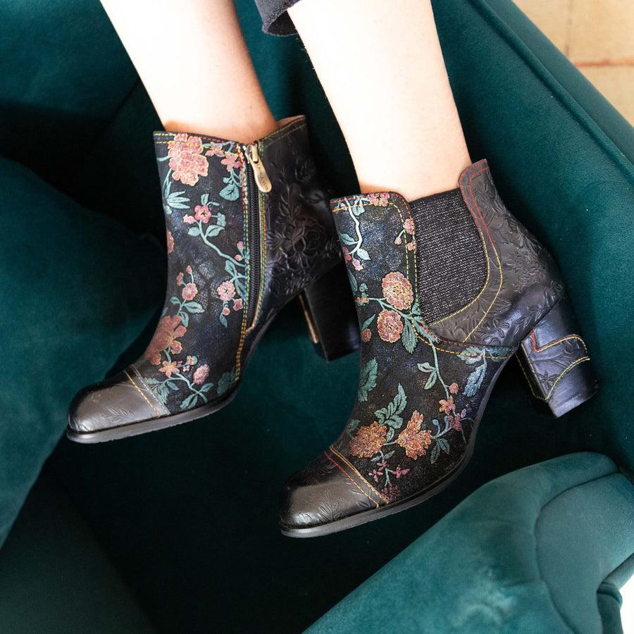 Scarpe Vita Bottines - ANNAO 118 Sostegno trimestrale