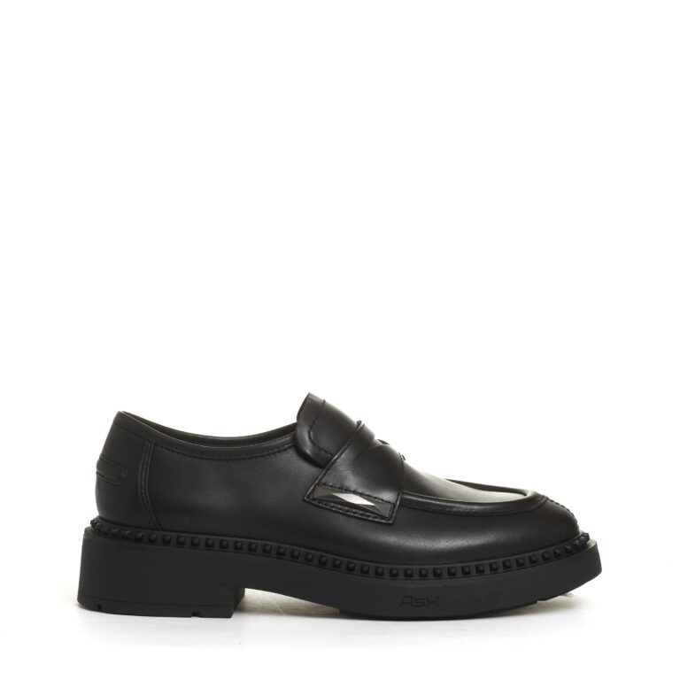 Sorelle Perego mocassino pelle nero con borchia Offerte