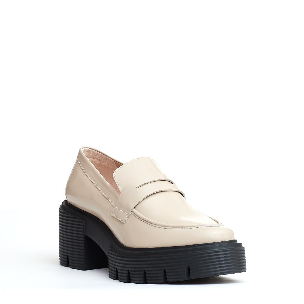 Sorelle Perego mocassino pelle beige fondo in gomma Italia