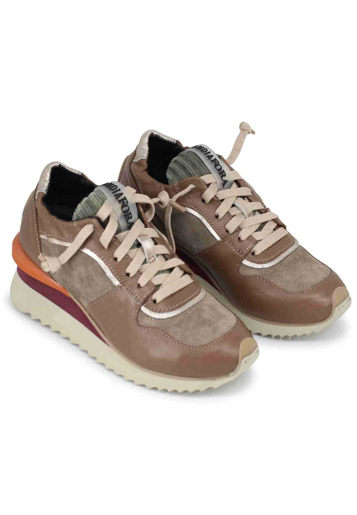 Spatarella Sneakers donna in pelle taupe con fondo zeppa Acquista Ora