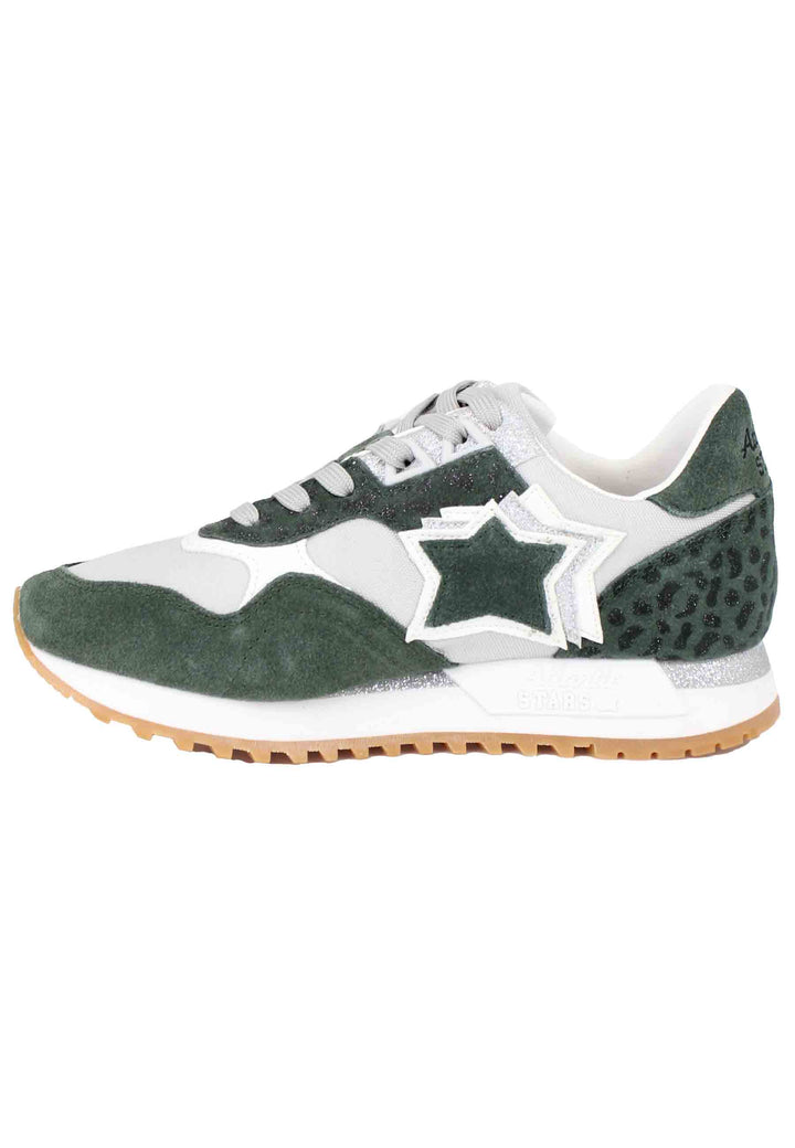Spatarella Sneakers Ghalac donna in pelle verde e tessuto animalier con stelle in tinta Moda