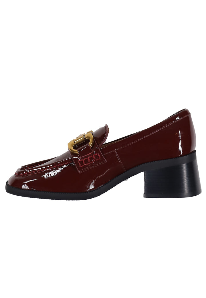 Spatarella Mocassini donna in pelle bordeaux lucida con morsetto in oro Tiana Saldi Di Fabbrica