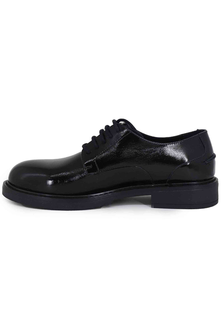 Spatarella Stringate donna in pelle naplack nero con suola in gomma e tacco basso Black Friday