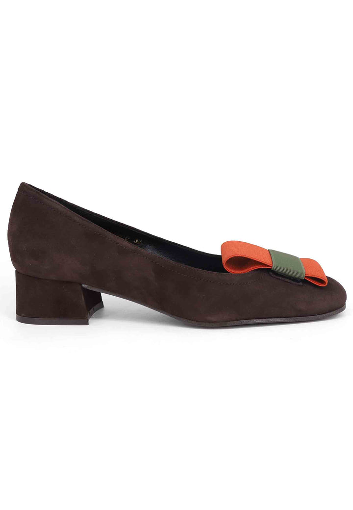 Spatarella Decollete donna in camoscio marrone con tacco basso In vendita