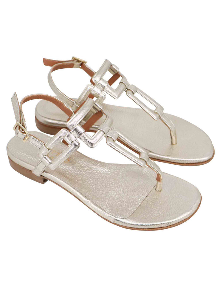 Spatarella Sandali flat slingback infradito donna in pelle laminata platino Cyber Monday