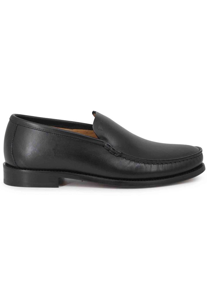 Spatarella Mocassini uomo in pelle nera con patta liscia e suola in cuoio cucita Prezzo basso