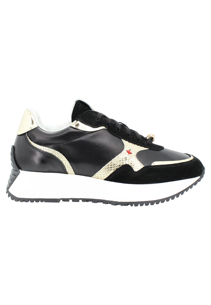 Spatarella Sneakers donna in pelle nera con riporti in pelle oro e zeppa in gomma bianca Offerta San Valentino