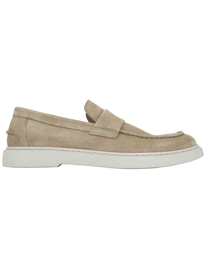 Spatarella Mocassini uomo in camoscio beige con suola in gomma bianca 2025