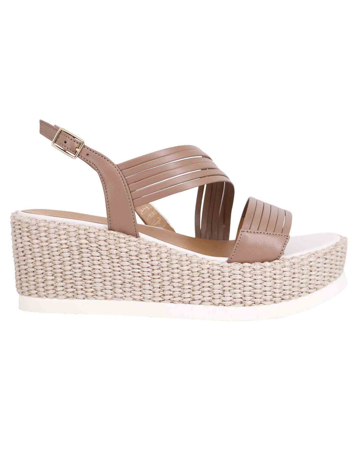 Spatarella Sandali slingback donna in pelle taupe con zeppa bassa fasciata in tessuto Offerta
