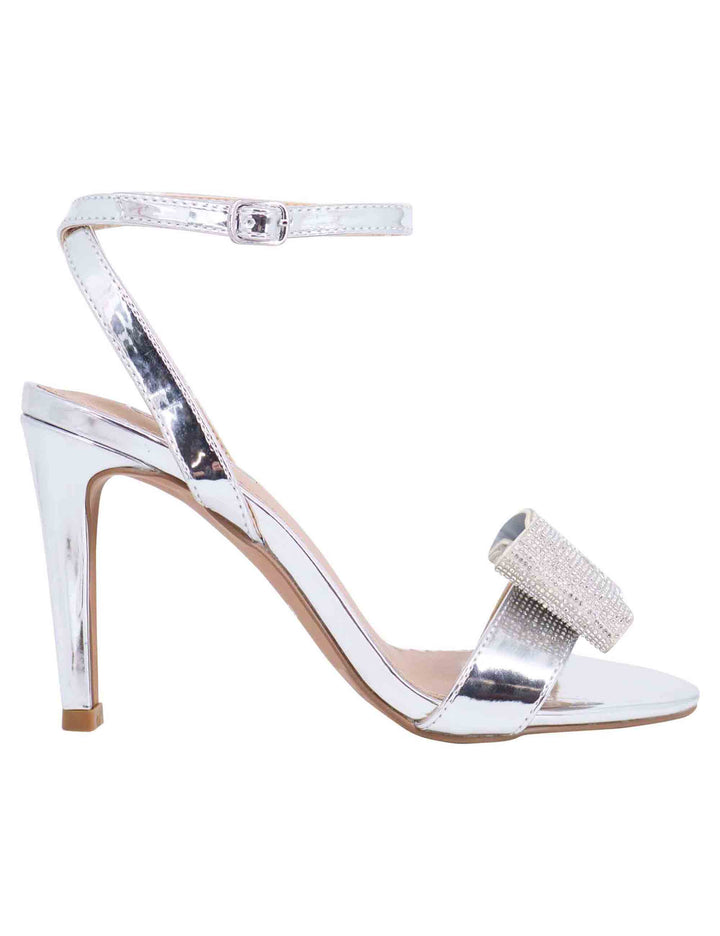 Spatarella Sandali donna in eco pelle laminata argento con tacco alto e strass In Vendita